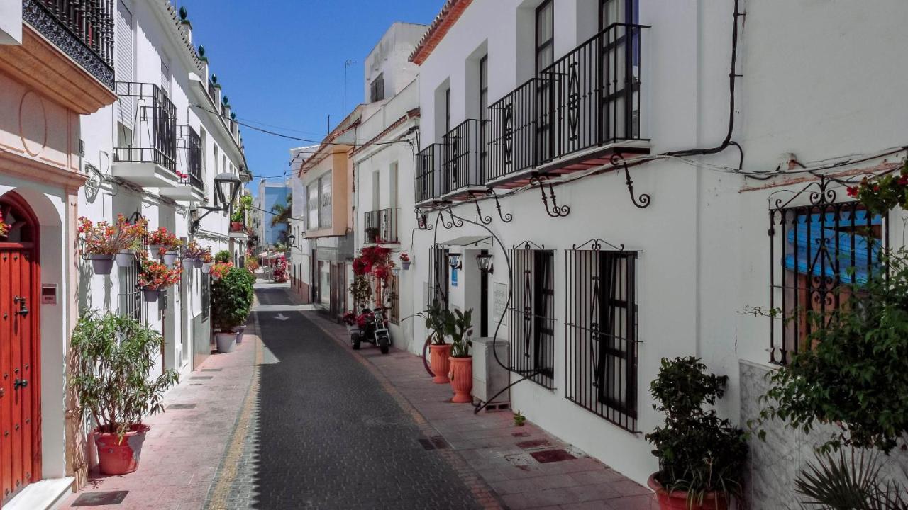 Seaclub Suites Estepona By Roomservices Eksteriør billede