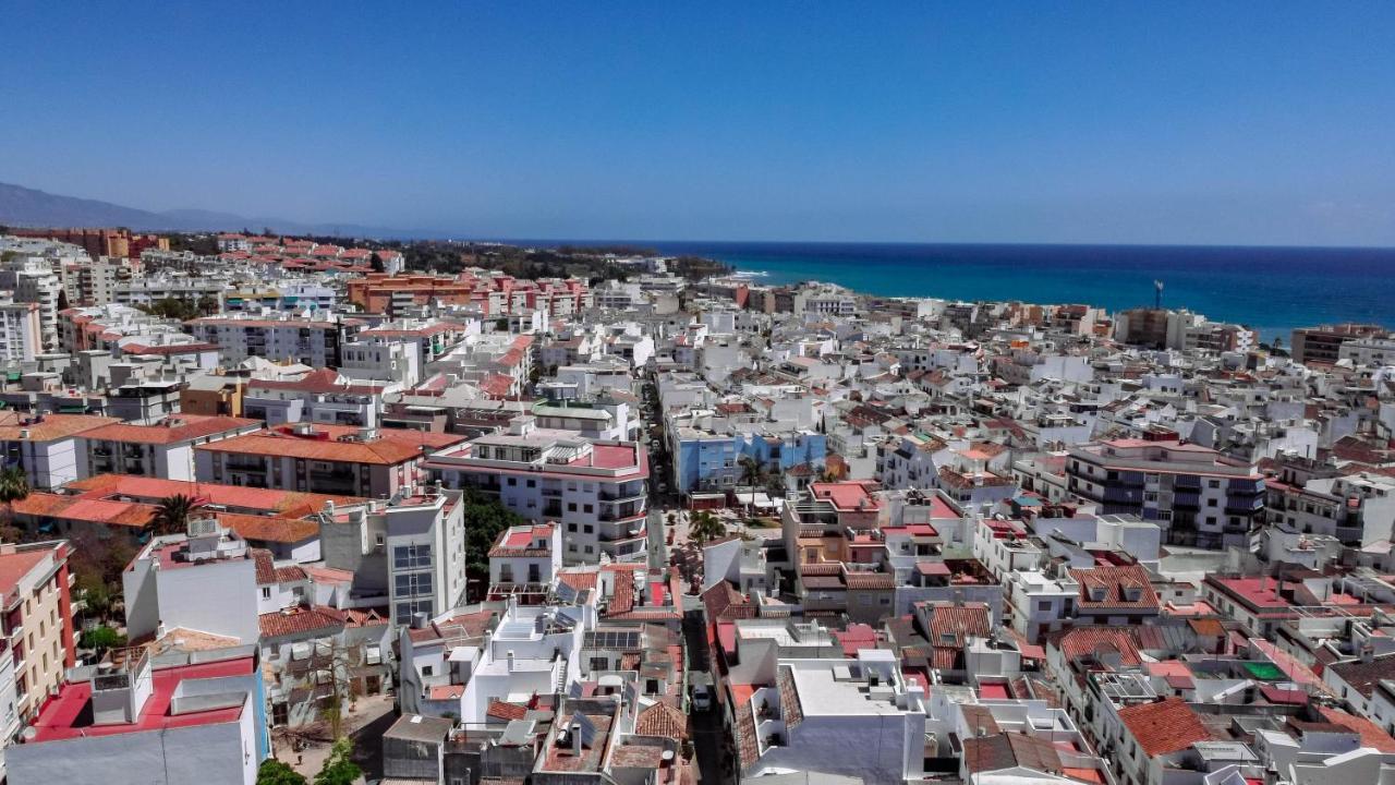 Seaclub Suites Estepona By Roomservices Eksteriør billede