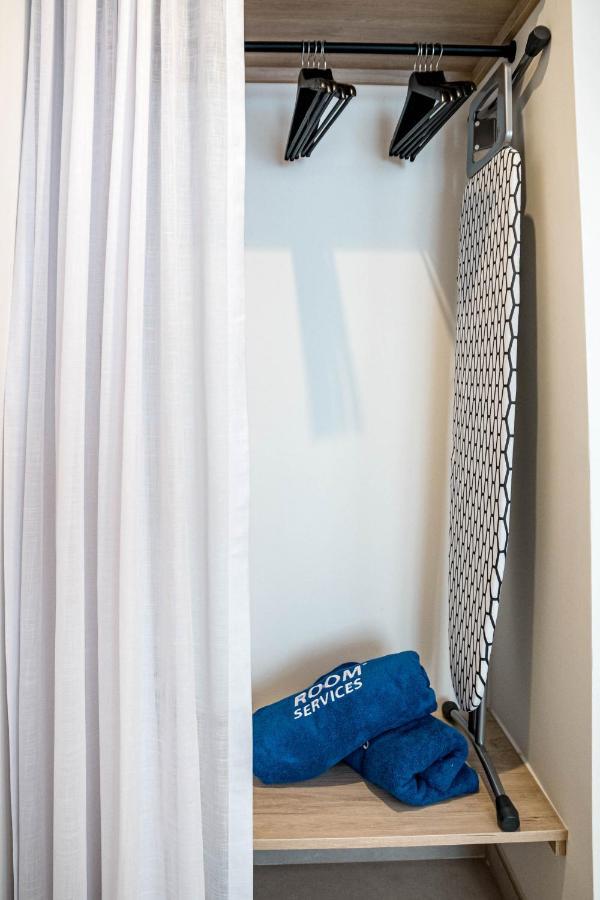 Seaclub Suites Estepona By Roomservices Eksteriør billede